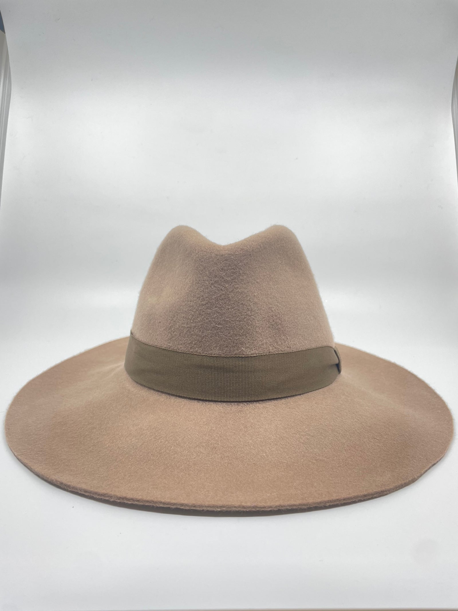 SHAG HAT – GraceHats display picture 1