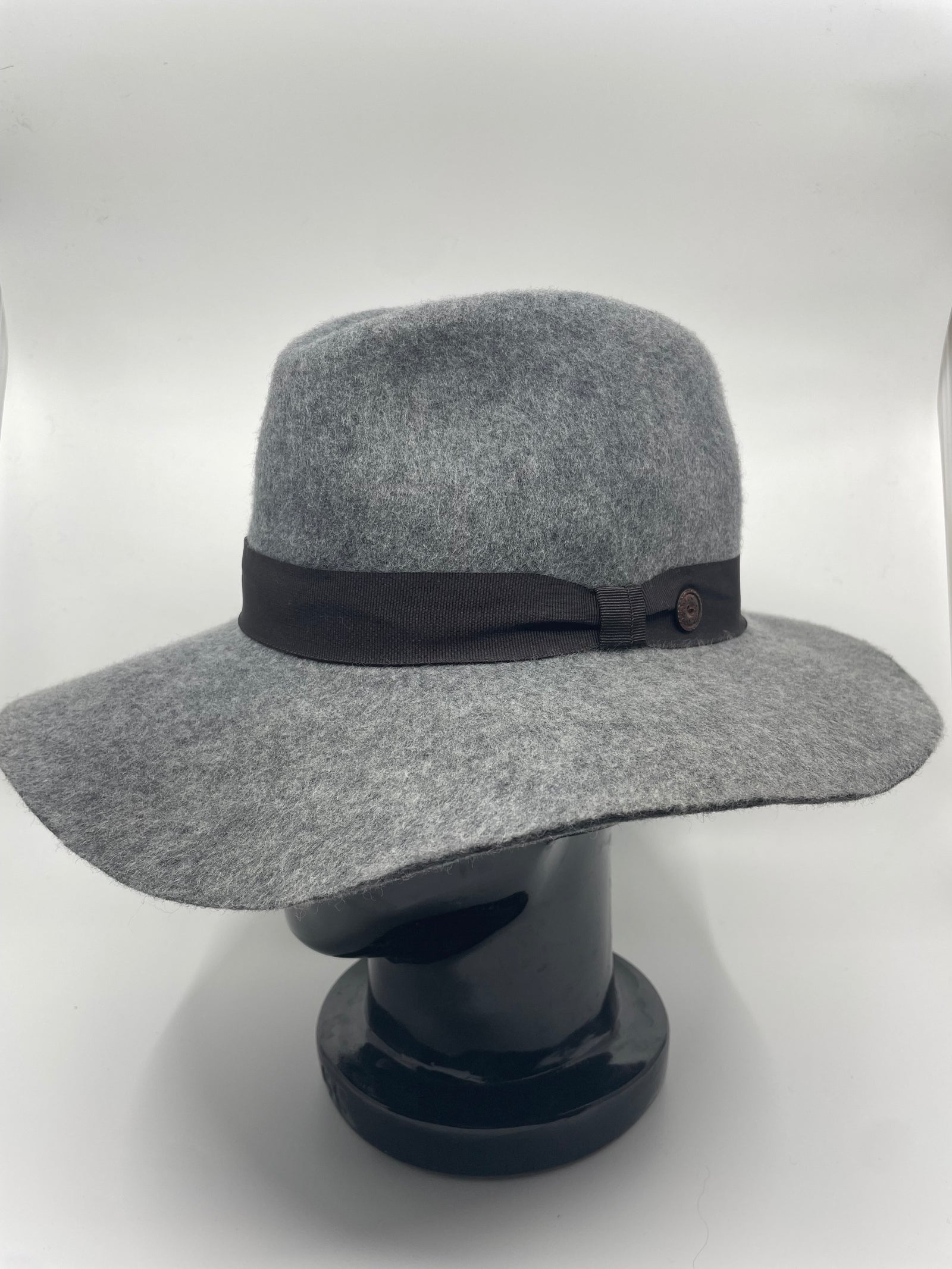 SHAG HAT – GraceHats